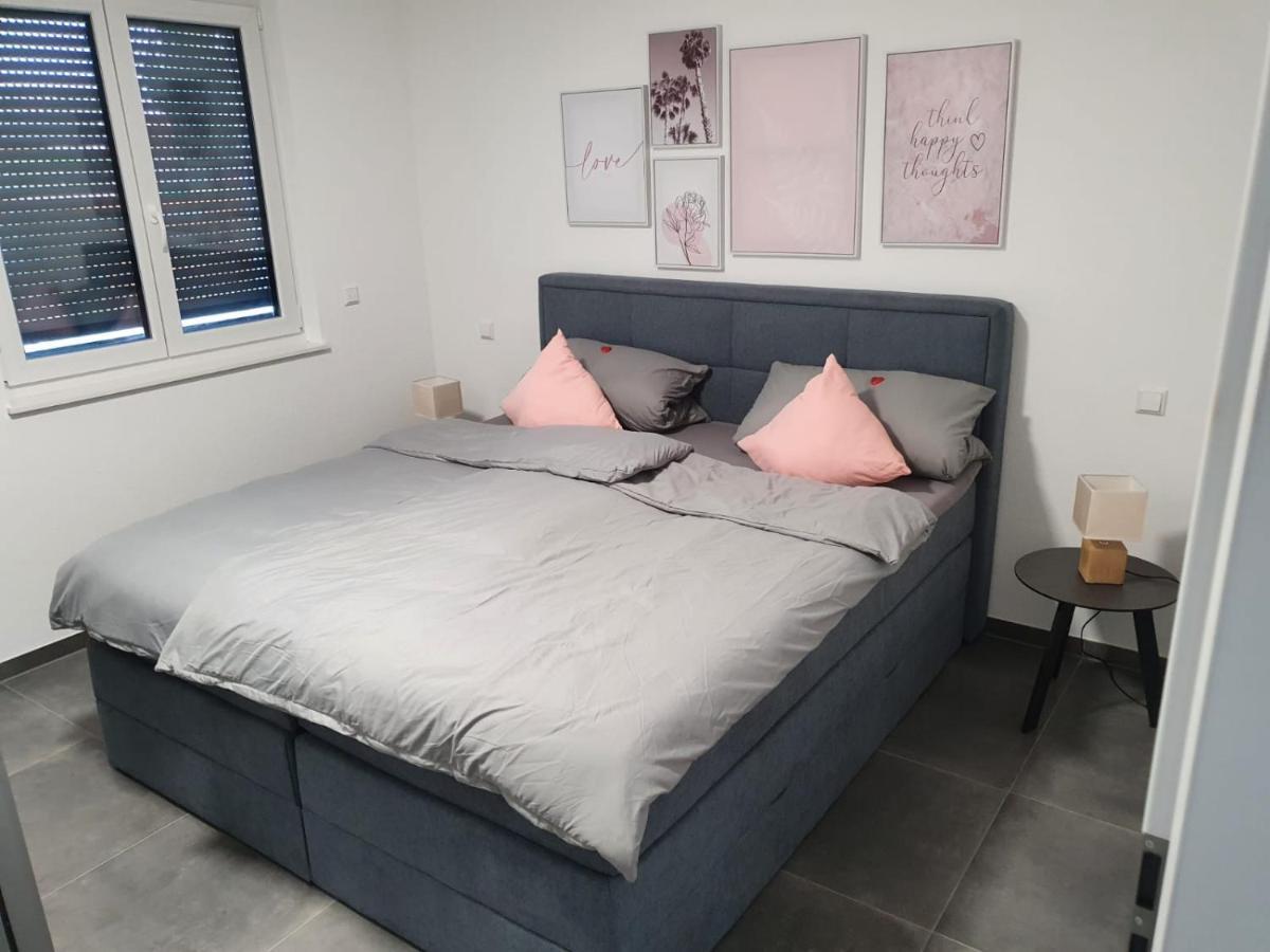 Casaina Apartment Weisweil  Ngoại thất bức ảnh
